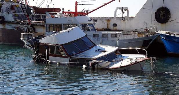 Çanakkale’de mülteci teknesi battı: 14 ölü