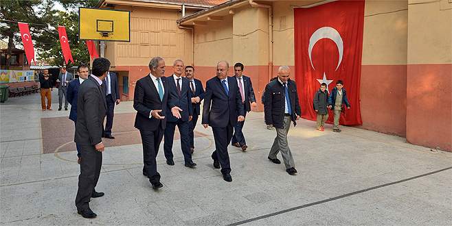 Bursa’da eski okullar yenileniyor