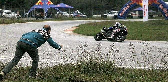 Bursalı şampiyon Kenan Sofuoğlu’nun takımında