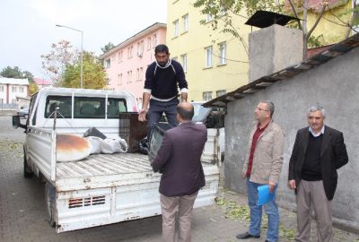 Bingöl’de Suriyeli Ailelere Yardım