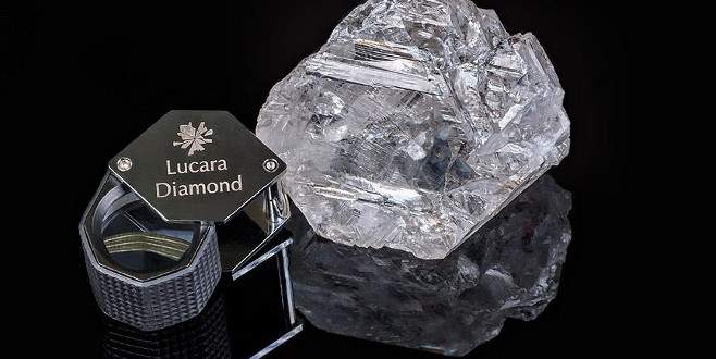 Yüz yılın en büyük elması bulundu Botswana'daki bir elmas madeninde son yüz yılın en büyük elması