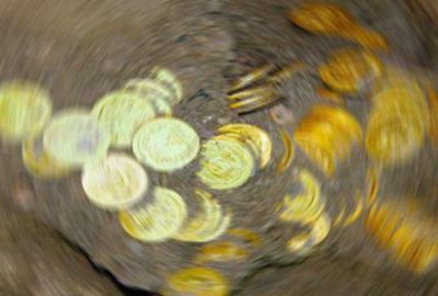 Bin 700 yıllık antik Roma definesi bulundu