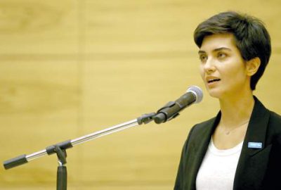 Adaletsizliği değiştirebiliriz