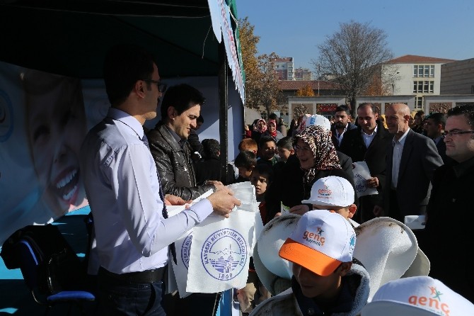 Genç Kaymek’le Sağlıklı Dişler