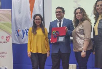 Anne ve babalar dikkat