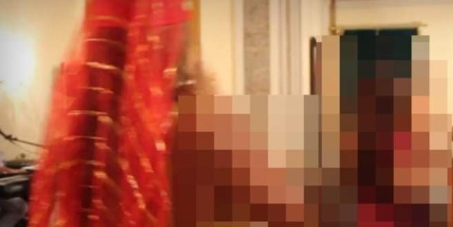 Dansöz kıyafetli vibratörlü işkence!