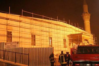 Konya’da tarihi camide yangın