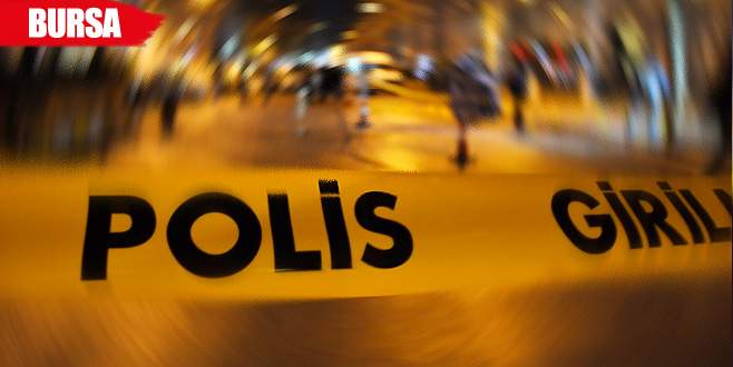 Evde kardeşinin cesedini buldu