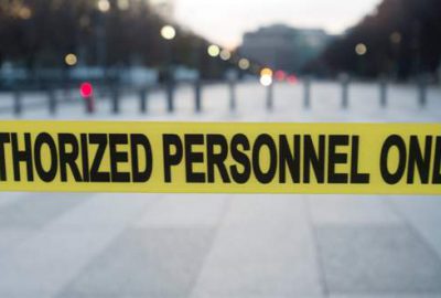 Beyaz Saray’ın demir parmaklıklarını aştı