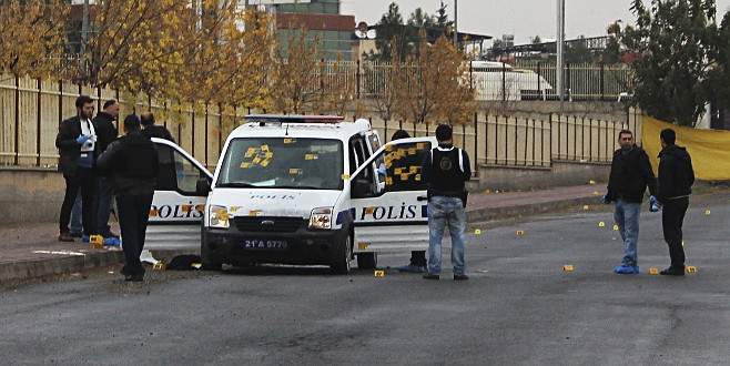 Diyarbakır’da polise hain saldırı: 3 yaralı