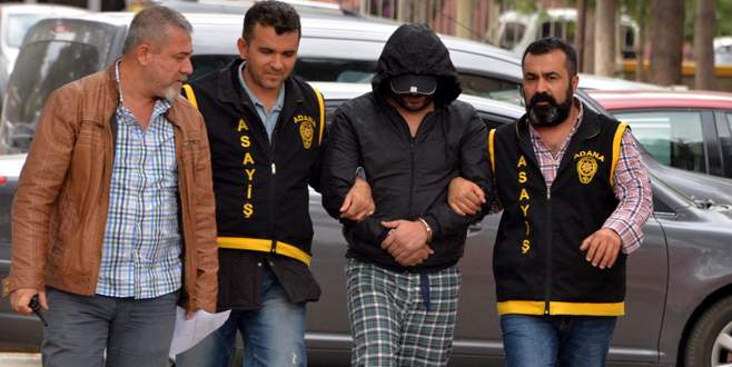 Kadın sesiyle kandırdığı 9 kadını fuhuş batağına düşürdü