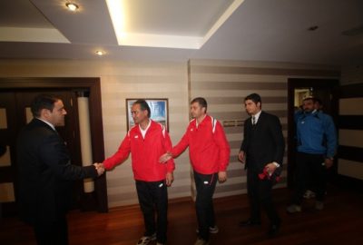 Ağrı Valisi Musa Işın’a 3 Gollü Hediye