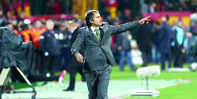 Bursaspor’u kupa maçına Uzgur hazırlayacak
