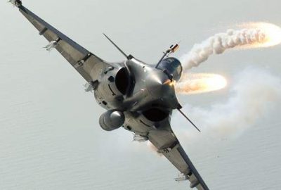 Fransız pilotlar ilkokulu bombaladı