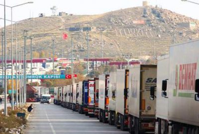 11 kilometrelik kuyruk