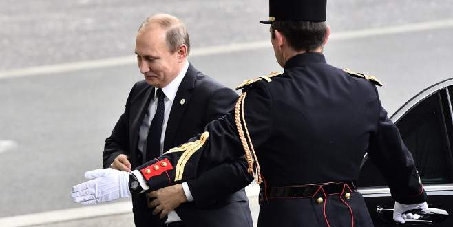 Putin aile fotoğrafına girmedi, çünkü…