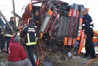 Bursa’da trafik kazası: 1 ölü, 1 yaralı