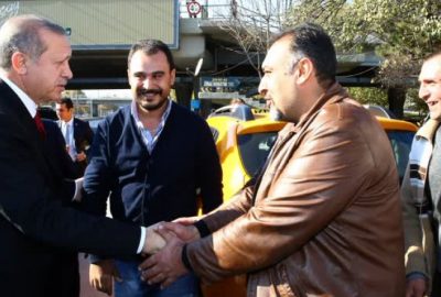 Cumhurbaşkanı Erdoğan’dan taksi durağına ziyaret
