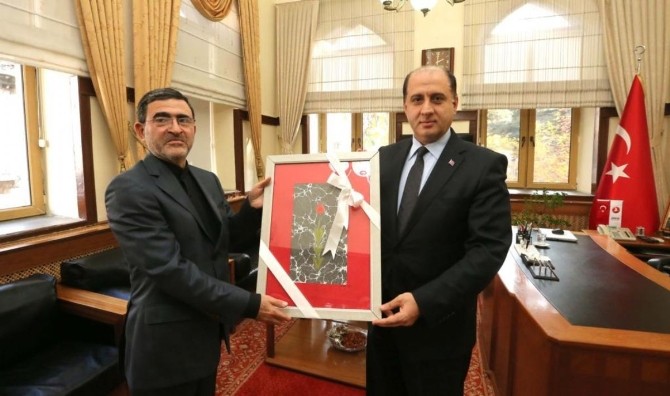 İran Trabzon Başkonsolosu Kondari’den Vali Çomaktekin’e Ziyaret