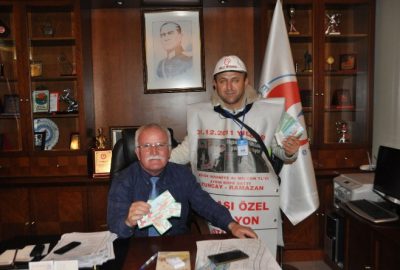 Başkan Yılbaşı Biletini Ondan Aldı