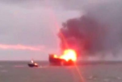 Petrol platformunda yangın: 32 ölü