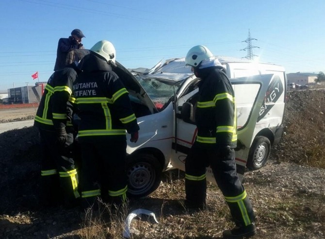 Kütahya’da Trafik Kazası: 1 Yaralı Kütahya’da Trafik Kazası: 1 Yaralı