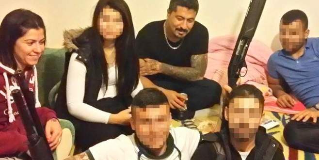 Sevgilisi eski karısıyla görüşünce…