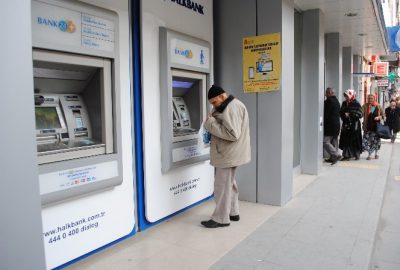 Polis, Belediye Hoparlöründen Dolandırıcılara Karşı Halkı Uyardı