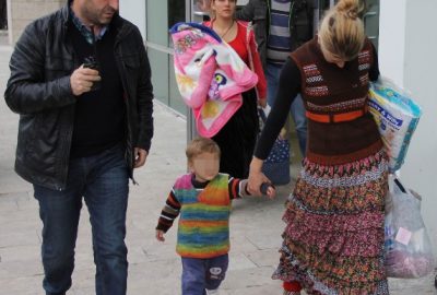 Tutuklanan 2 Kadın Çocuklarını Da Cezaevine Götürdü