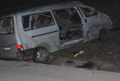 İşçileri taşıyan minibüs kaza yaptı: 4 ölü, 9 yaralı
