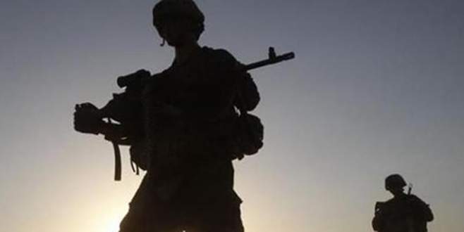 Sınava giden 2 askerden haber alınamıyor