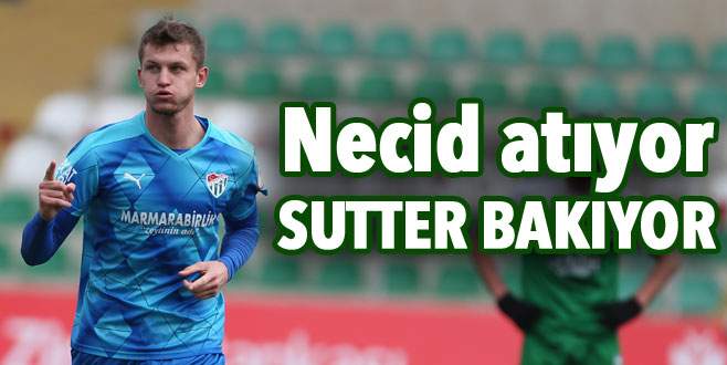 Necid atıyor Sutter bakıyor