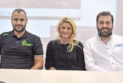 Üniversitede renkli buluşma