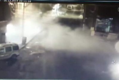 Diyarbakır’da polis aracına el yapımı patlayıcı atıldı