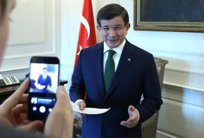 Davutoğlu, Facebook canlı yayınında konuştu