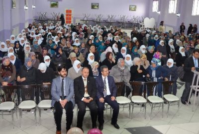 Kur’an Kursu Öğrencilerine Taç Takma Merasimi