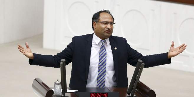 CHP’li Roman vekilin konuşmasında renkli anlar