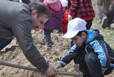 Yeni yıla fidan dikerek girin