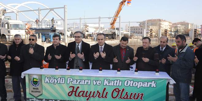 Köylü pazarı ve katlı otopark temeli atıldı