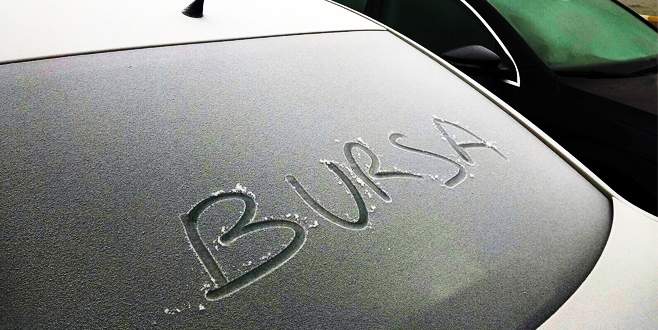 Bursa’ya kırağı yağdı