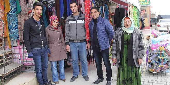 Ertelenme terör mağduru esnafı memnun etti