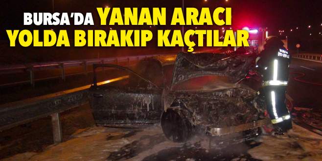 Bariyerlere çarpan otomobil alev aldı!