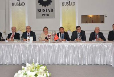 ‘Asgari ücrete adil çözüm istiyoruz’