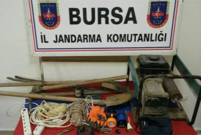 Bursa’da define avcılarına suçüstü
