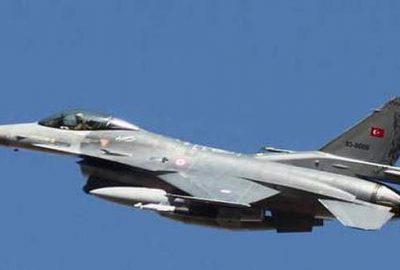 Türk jetlerine Yunan tacizi