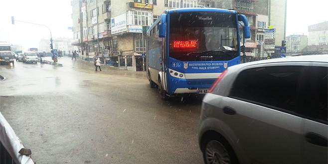 Kar, Bursa’nın ilçelerinde etkili olmaya başladı