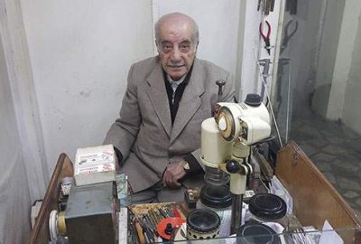 'Saat profesörü' olarak anılan Ahmet Süder, 65 yıldır sürdürdüğü saat