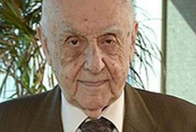 Sedat Üründül vefat etti