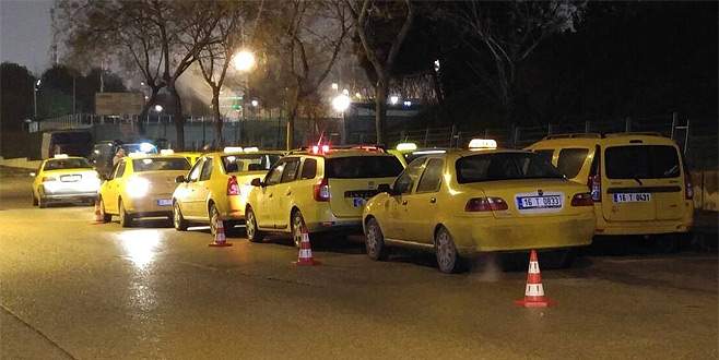 Bursa’da taksimetre kuyruğu