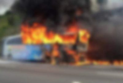 Çin’de halk otobüsünde yangın: 14 ölü